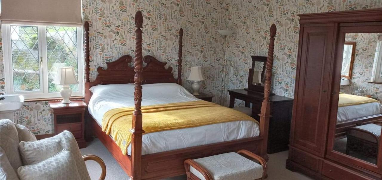 Wychwood House Bed & Breakfast Penally Phòng bức ảnh
